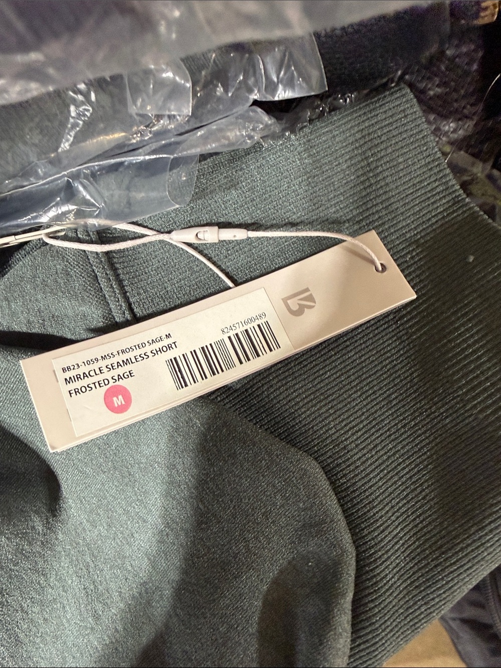 BUFFBUNNY Miracle Seamless Short in Frosted Sage